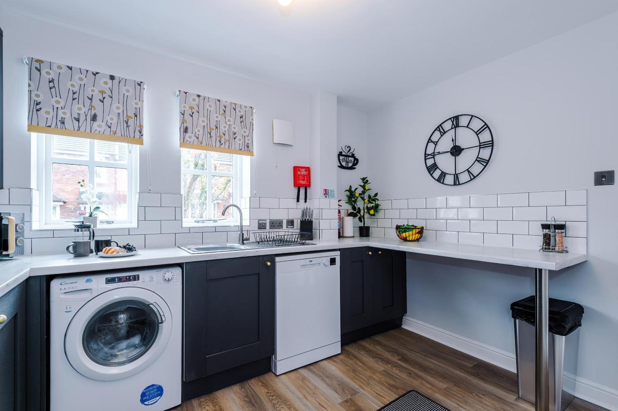 New! Stunning 3-Bed Home In Chester By 53 Degrees Property, Ideal For Groups, Free Parking! Εξωτερικό φωτογραφία