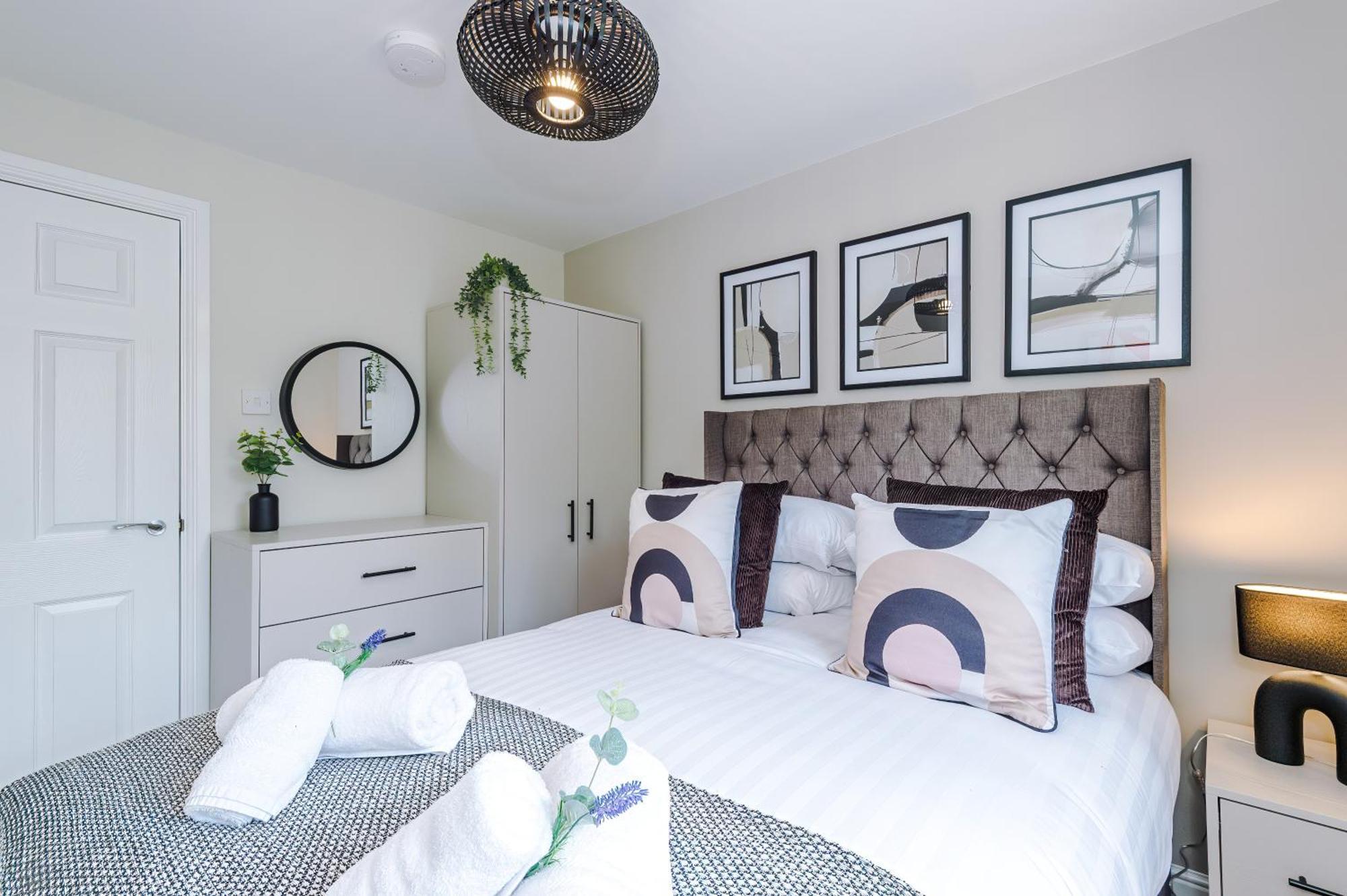 New! Stunning 3-Bed Home In Chester By 53 Degrees Property, Ideal For Groups, Free Parking! Εξωτερικό φωτογραφία