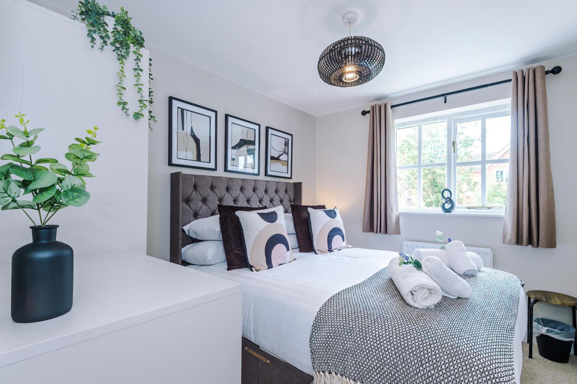 New! Stunning 3-Bed Home In Chester By 53 Degrees Property, Ideal For Groups, Free Parking! Εξωτερικό φωτογραφία