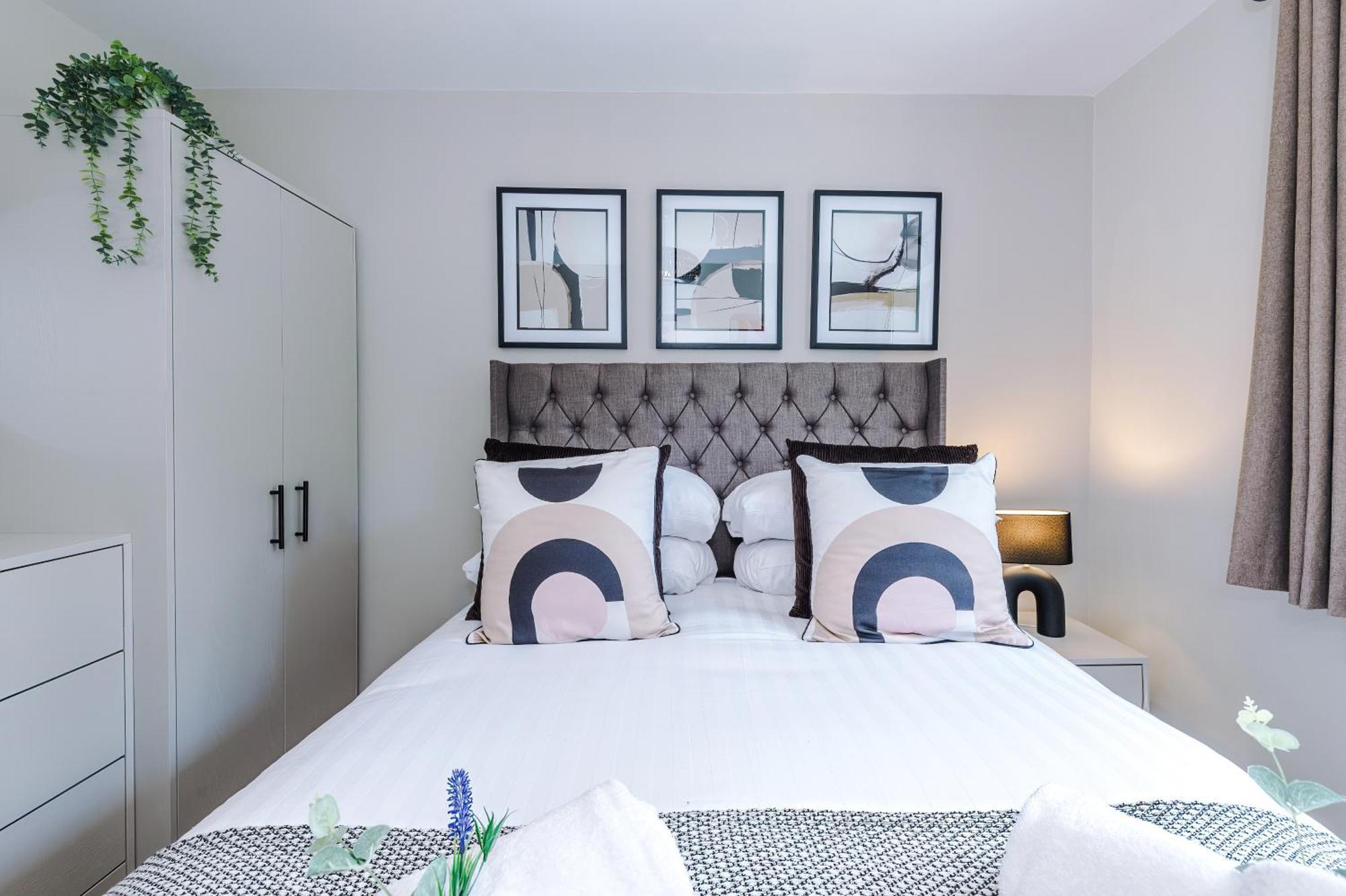 New! Stunning 3-Bed Home In Chester By 53 Degrees Property, Ideal For Groups, Free Parking! Εξωτερικό φωτογραφία